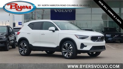 New 2025 Volvo XC40 B5 Ultra w/ Climate Package