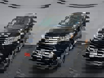 Used 2019 Toyota Highlander XLE