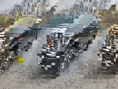New 2025 GMC Sierra 3500 Denali w/ Technology Package
