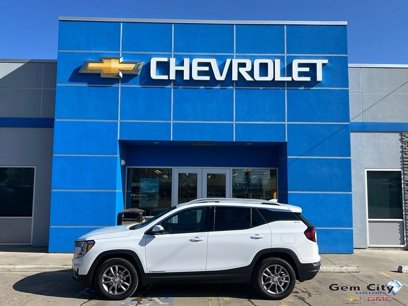 Used 2024 GMC Terrain SLT