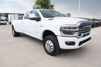 New 2025 RAM 3500 Longhorn