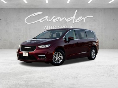 Used 2023 Chrysler Pacifica Touring-L