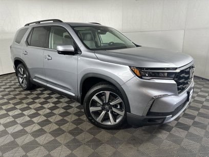 Used 2025 Honda Pilot Elite