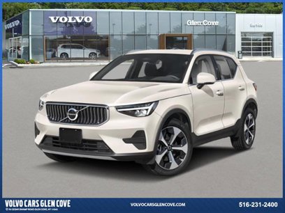 New 2025 Volvo XC40 B5 Ultra w/ Climate Package