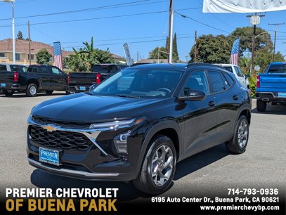 Used 2025 Chevrolet Trax LT w/ Driver Confidence Package