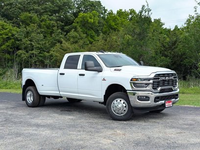 New 2025 RAM 3500 Tradesman w/ Chrome Appearance Group