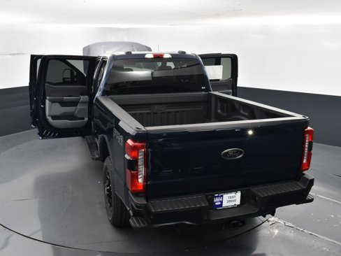 New 2025 Ford F350 XLT image 42