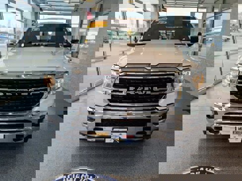 Used 2024 RAM 1500 Lone Star image 2