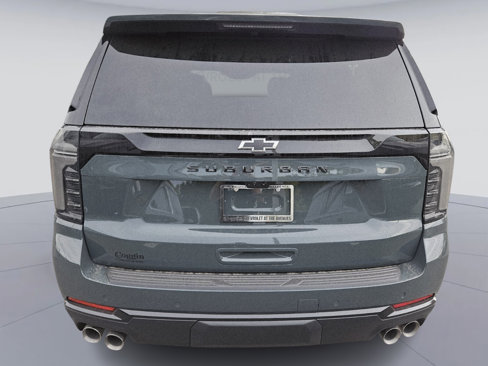 New 2026 Chevrolet Suburban Z71 image 5