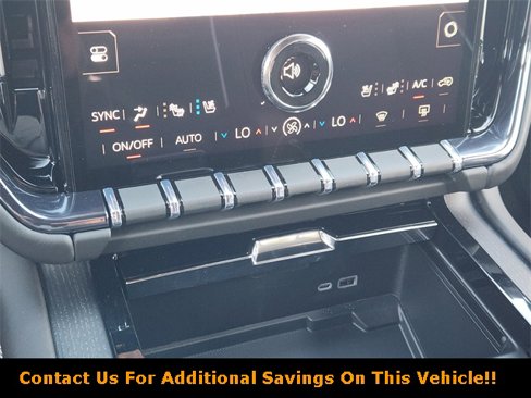 New 2026 GMC Yukon AT4 Ultimate w/ LPO, Floor Liner Package image 15