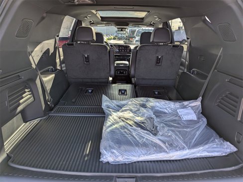 New 2026 Chevrolet Traverse Z71 w/ Enhanced Driving Package image 36