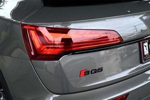 Used 2024 Audi SQ5 Premium Plus w/ Premium Plus Package image 8