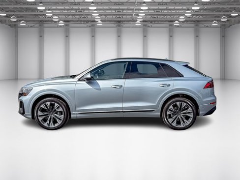 Certified 2025 Audi Q8 Premium image 2