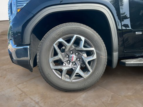 New 2026 GMC Sierra 1500 SLT image 30