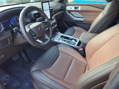 Certified 2022 Ford Explorer King Ranch w/ Premium Technology Package image 11