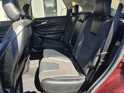 Used 2017 Ford Edge Sport w/ Technology Package image 15