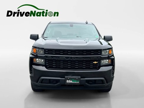 Used 2021 Chevrolet Silverado 1500 Custom image 2