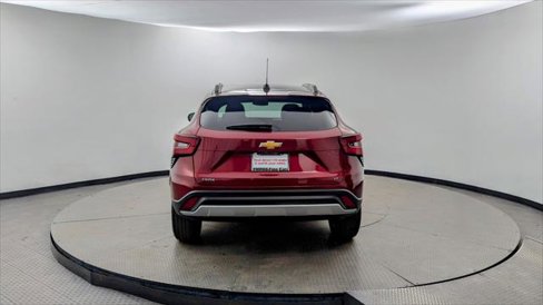 Used 2025 Chevrolet Trax LT image 7