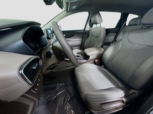 Used 2020 Hyundai Santa Fe SE image 20