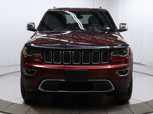 Used 2018 Jeep Grand Cherokee Limited image 3
