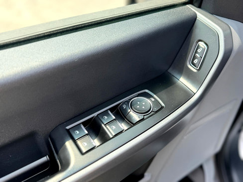 Used 2024 Ford F250 XLT image 10