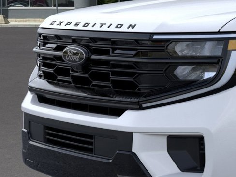 New 2025 Ford Expedition Platinum w/ Stealth Performance Package image 17