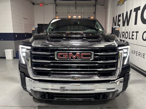New 2025 GMC Sierra 2500 SLT w/ SLT Premium Package image 8
