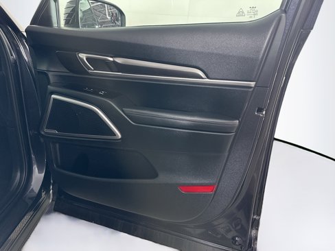 Used 2025 Kia Telluride S image 36