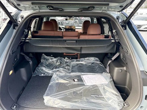 New 2025 Mitsubishi Outlander SEL image 30