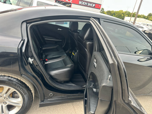 Used 2020 Dodge Charger SXT w/ Leather Interior Group image 12
