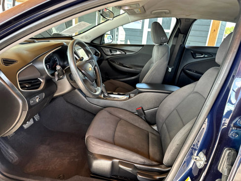 Used 2017 Chevrolet Malibu LS image 32