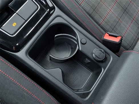 Used 2023 Volkswagen GTI SE image 19