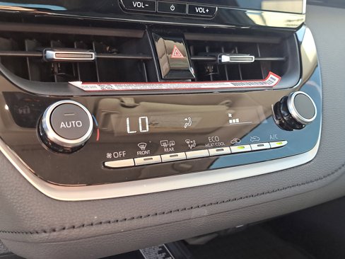 Certified 2025 Toyota Corolla XLE image 24