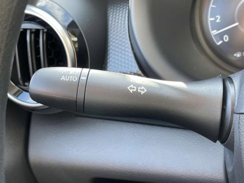Used 2024 Nissan Kicks SV image 19