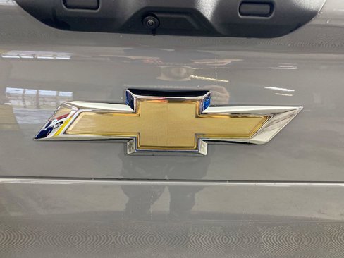 New 2025 Chevrolet Silverado EV LT image 31