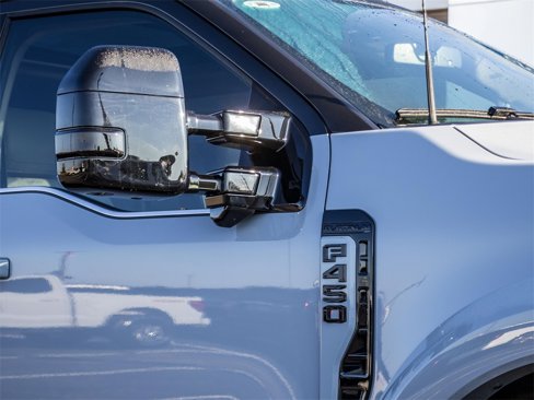 Used 2025 Ford F450 Platinum w/ Platinum Plus Package image 3
