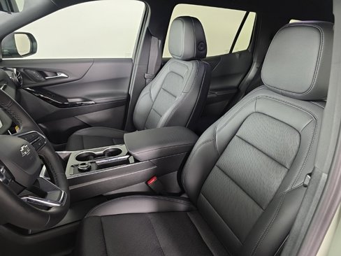 New 2026 Chevrolet Equinox LT w/ Convenience Package II image 16