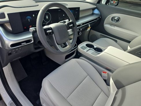 New 2026 Hyundai Ioniq 9 SE image 7