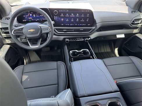 New 2025 Chevrolet Silverado EV LT image 1