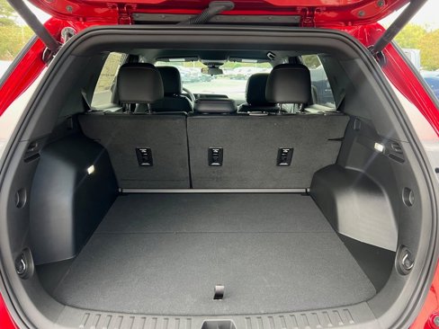 New 2026 Chevrolet Equinox RS w/ Convenience Package III image 18