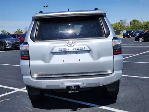 Used 2024 Toyota 4Runner SR5 image 10