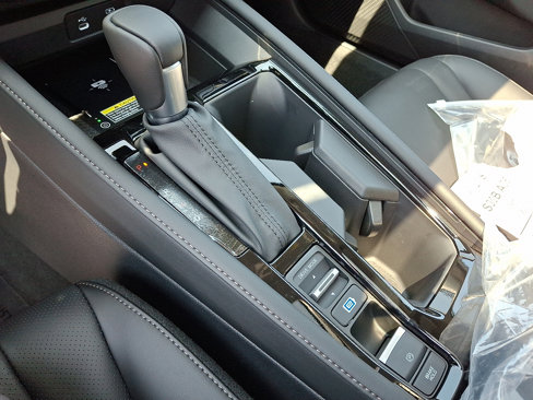 New 2025 Honda Accord Touring image 7