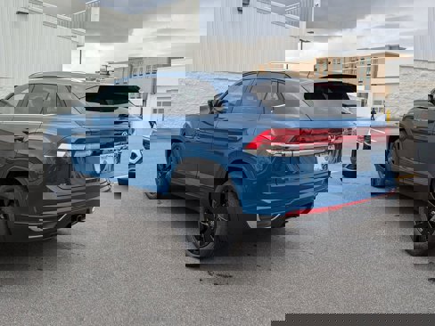 New 2025 Volkswagen Atlas Cross Sport SE image 5