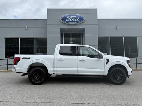 New 2025 Ford F150 XLT w/ Equipment Group 302A MID image 2