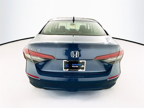 Used 2025 Honda Civic LX image 5