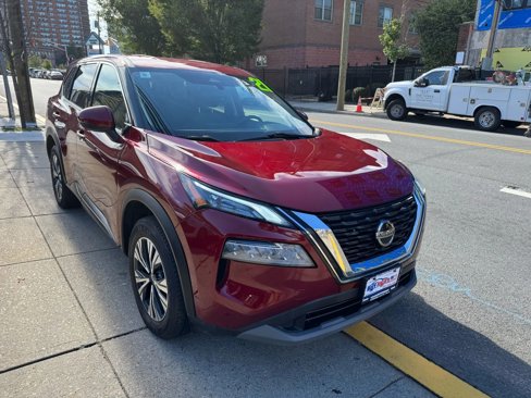 Used 2021 Nissan Rogue SV image 4