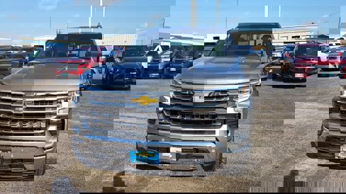 New 2025 Chevrolet Silverado 1500 LTZ w/ LTZ Premium Package image 3