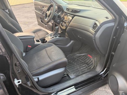 Used 2017 Nissan Rogue S image 20