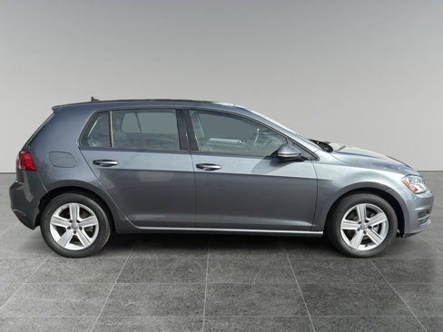 Used 2017 Volkswagen Golf Wolfsburg Edition image 7