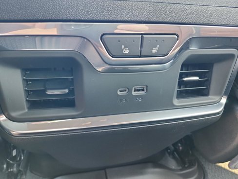 New 2026 GMC Sierra 3500 Denali Ultimate image 12